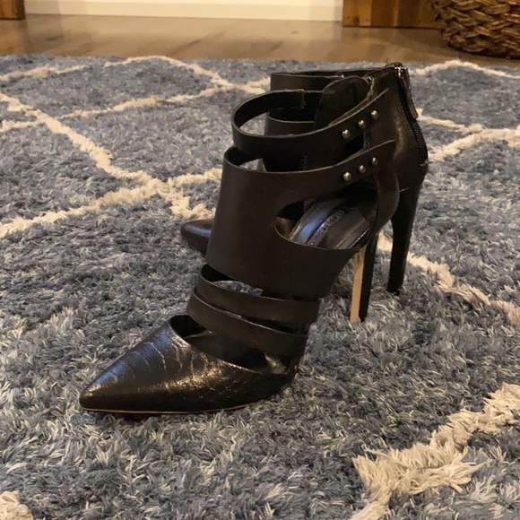 BCBG - Picture 5 of 5